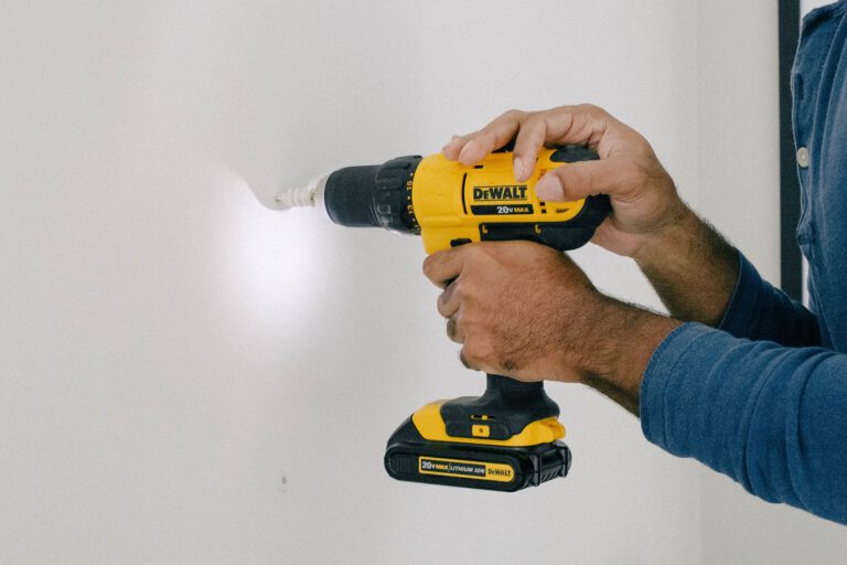 charlesdeluvio fAldyxSbw unsplash